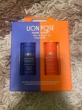 Lion Pose Mane Minis Day & Night Essentials - Blue & Orange Set